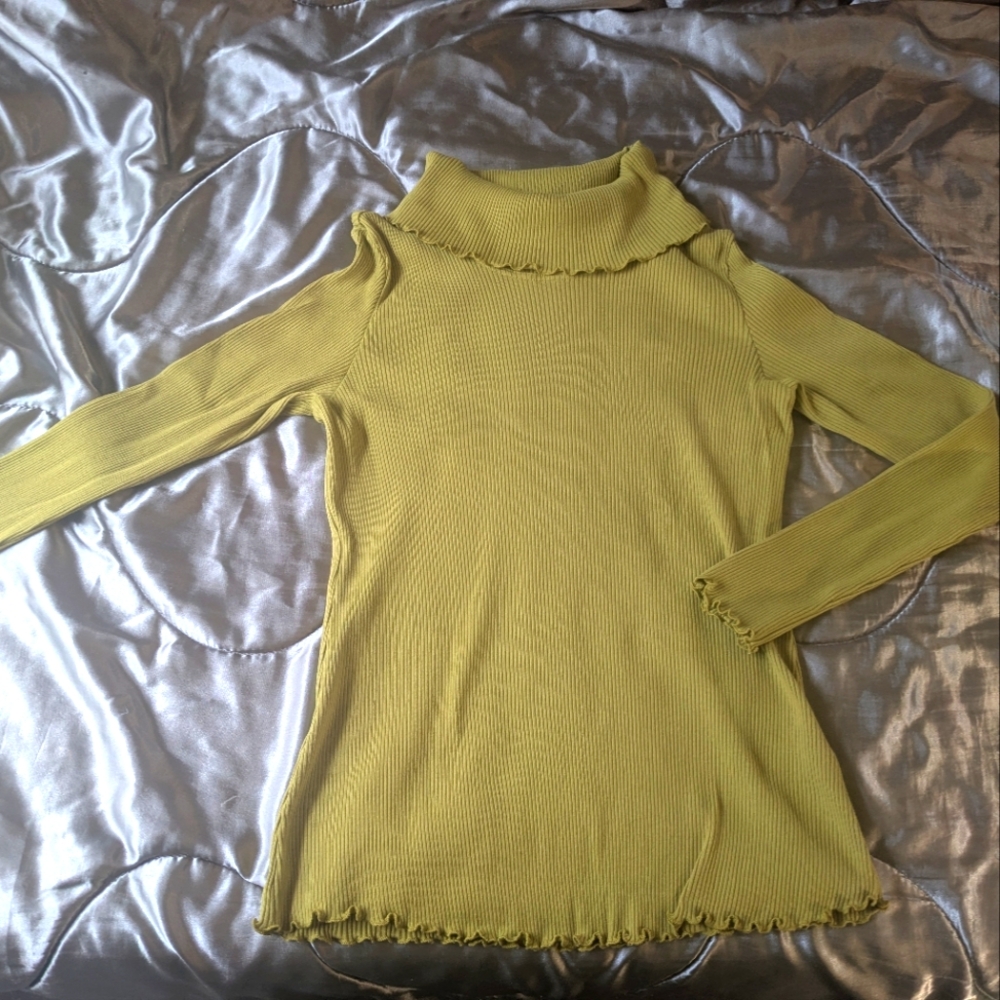 Lime Green Ribbed Turtleneck Sweater